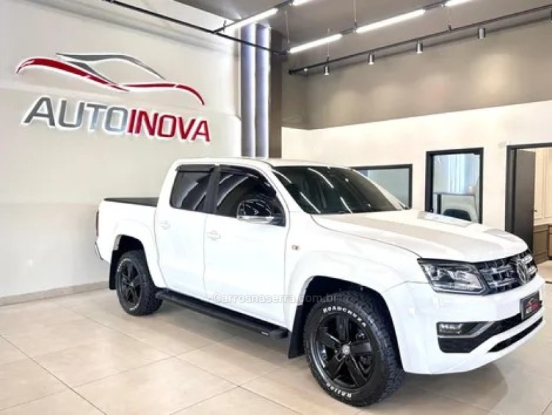 AMAROK 3.0 V6 TDI HIGHLINE CD DIESEL 4MOTION AUTOMÁTICO - 2018 - IVOTI