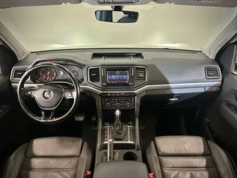 AMAROK 3.0 V6 TDI HIGHLINE CD DIESEL 4MOTION AUTOMÁTICO - 2018 - IVOTI
