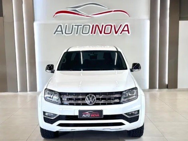AMAROK 3.0 V6 TDI HIGHLINE CD DIESEL 4MOTION AUTOMÁTICO - 2018 - IVOTI