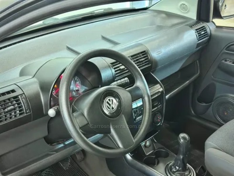 FOX 1.0 MI 8V FLEX 4P MANUAL - 2010 - IVOTI
