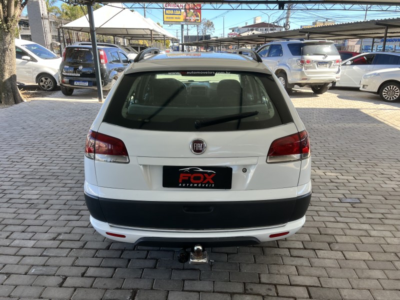 PALIO 1.4 MPI ATTRACTIVE WEEKEND 8V FLEX 4P MANUAL - 2011 - CAXIAS DO SUL