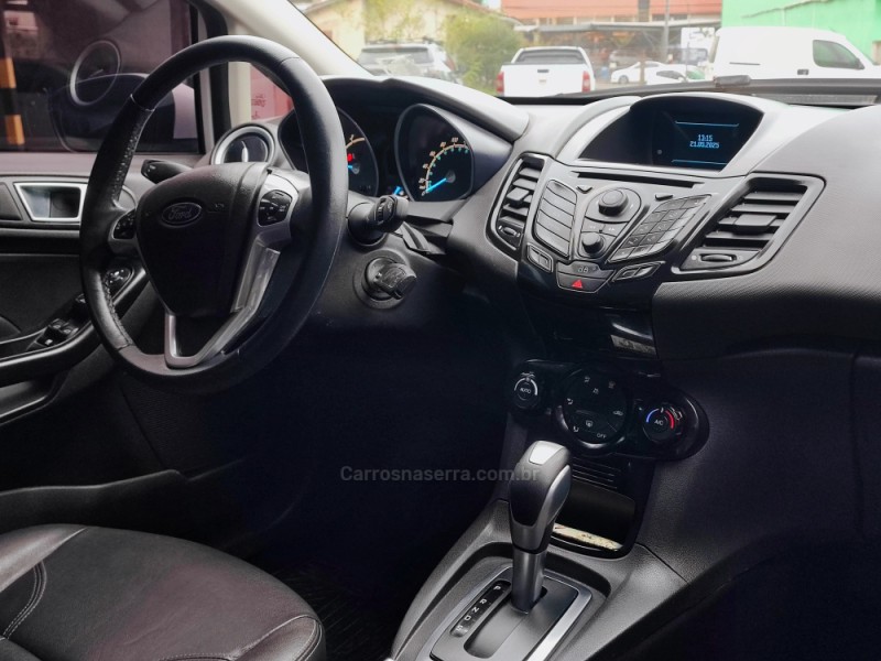FIESTA 1.6 TITANIUM PLUS HATCH 16V FLEX 4P AUTOMÁTICO - 2014 - FARROUPILHA