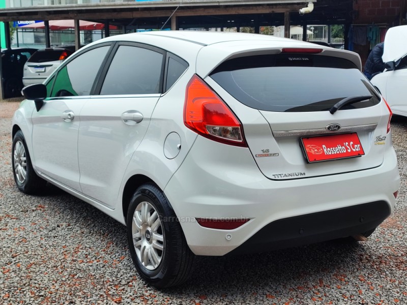 FIESTA 1.6 TITANIUM PLUS HATCH 16V FLEX 4P AUTOMÁTICO - 2014 - FARROUPILHA
