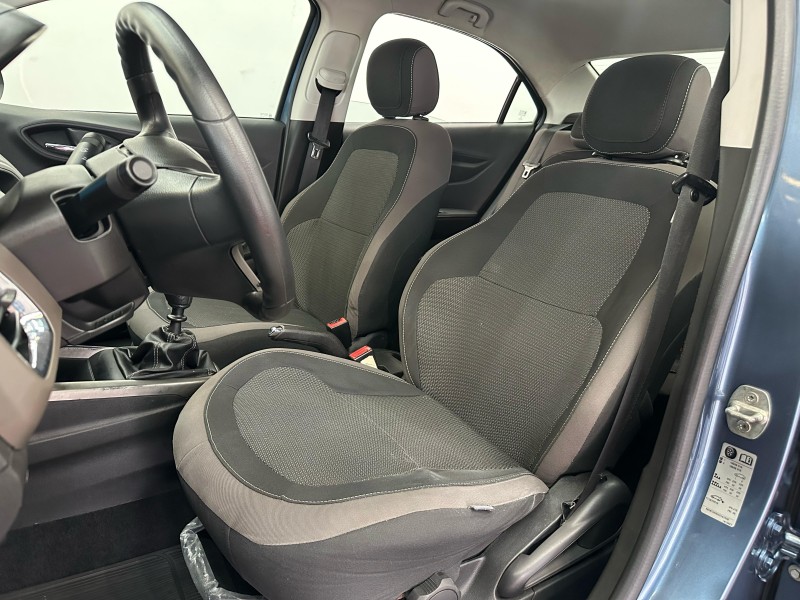 PRISMA 1.4 MPFI LTZ 8V FLEX 4P MANUAL - 2016 - CAXIAS DO SUL