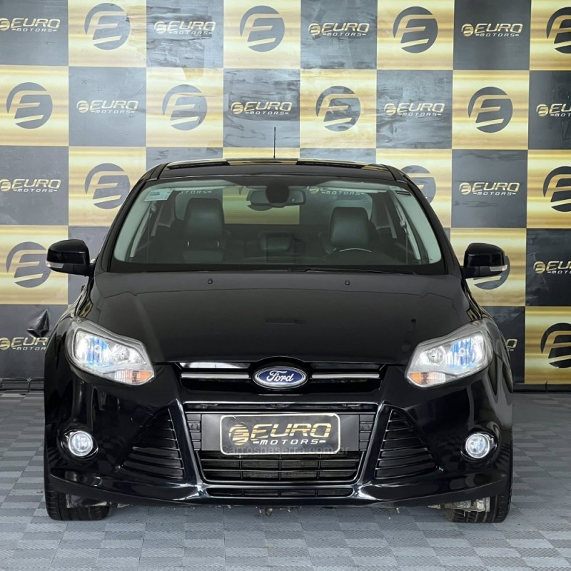 FOCUS 2.0 TITANIUM 16V FLEX 4P AUTOMÁTICO - 2014 - PORTãO