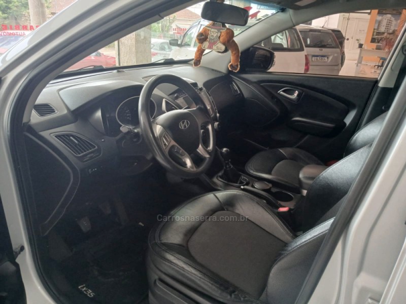 IX35 2.0 MPFI XLS 16V GASOLINA 4P MANUAL - 2012 - NOVA PRATA