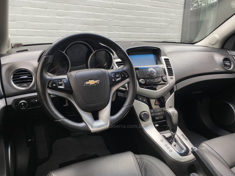 CRUZE 1.8 LT 16V FLEX 4P AUTOMÁTICO - 2016 - PORTãO