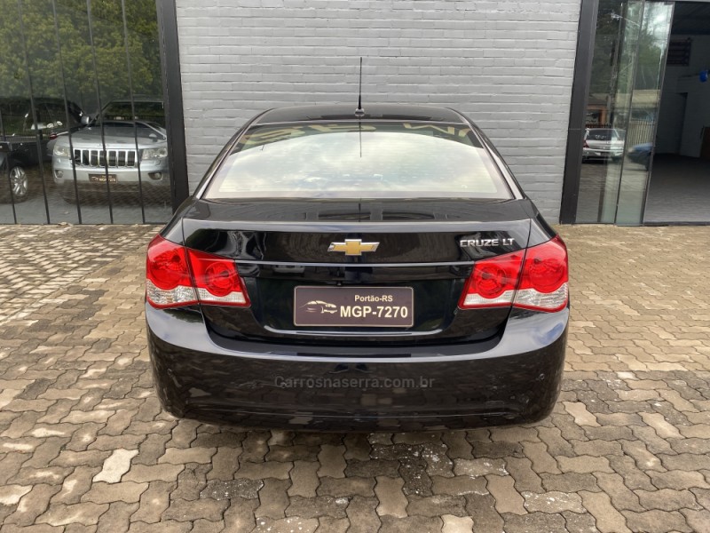 CRUZE 1.8 LT 16V FLEX 4P AUTOMÁTICO - 2016 - PORTãO