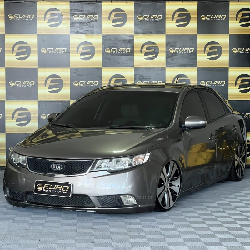 CERATO 1.6 E.222 SEDAN 16V GASOLINA 4P AUTOMÁTICO - 2011 - PORTãO