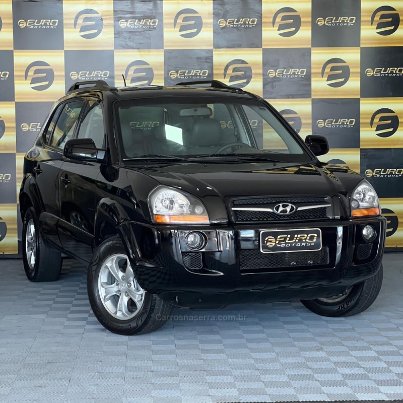 TUCSON 2.0 MPFI GL 16V 142CV 2WD GASOLINA 4P AUTOMÁTICO