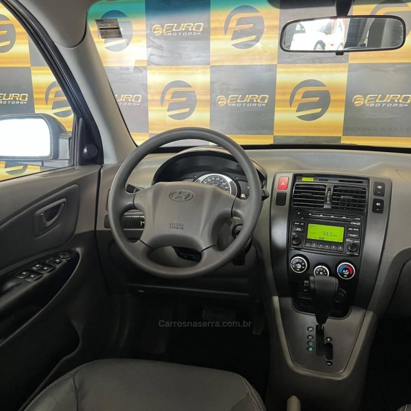 TUCSON 2.0 MPFI GL 16V 142CV 2WD GASOLINA 4P AUTOMÁTICO - 2010 - PORTãO
