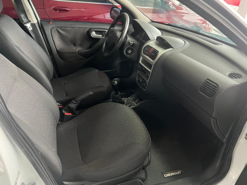 CORSA 1.4 MPFI PREMIUM 8V FLEX 4P MANUAL - 2011 - CAXIAS DO SUL
