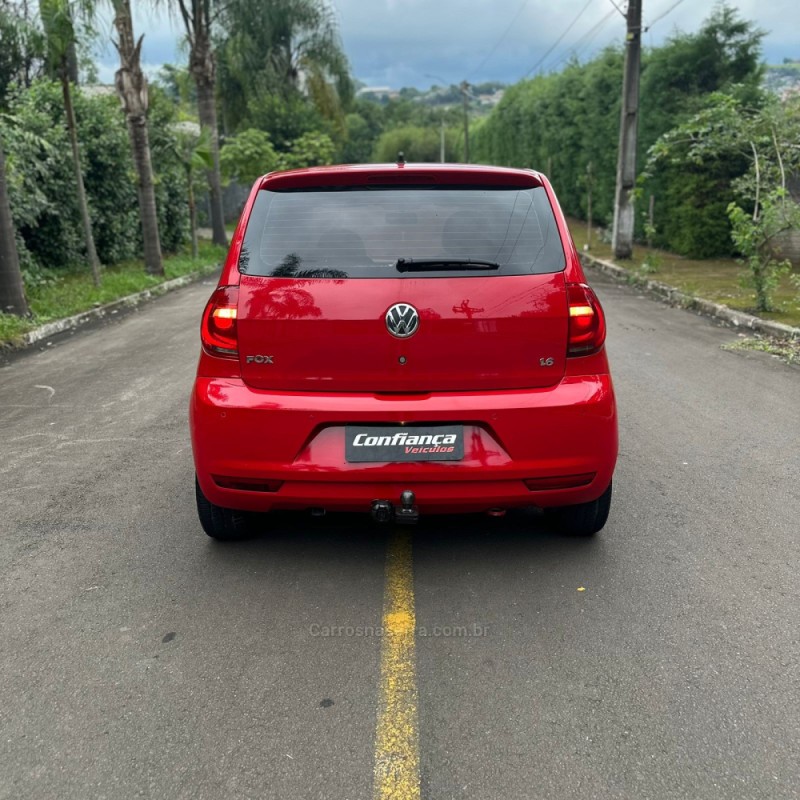 FOX 1.6 MI 8V FLEX 4P MANUAL - 2014 - CAMPO BOM