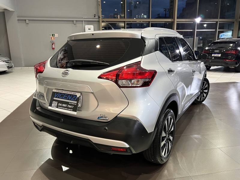 KICKS 1.6 16V FLEX SL PACK PLUS 4P XTRONIC - 2018 - FARROUPILHA