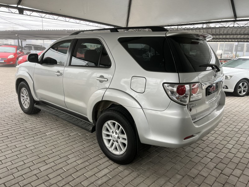 HILUX SW4 3.0 SRV 4X4 16V TURBO INTERCOOLER DIESEL 4P AUTOMÁTICO - 2013 - CAXIAS DO SUL