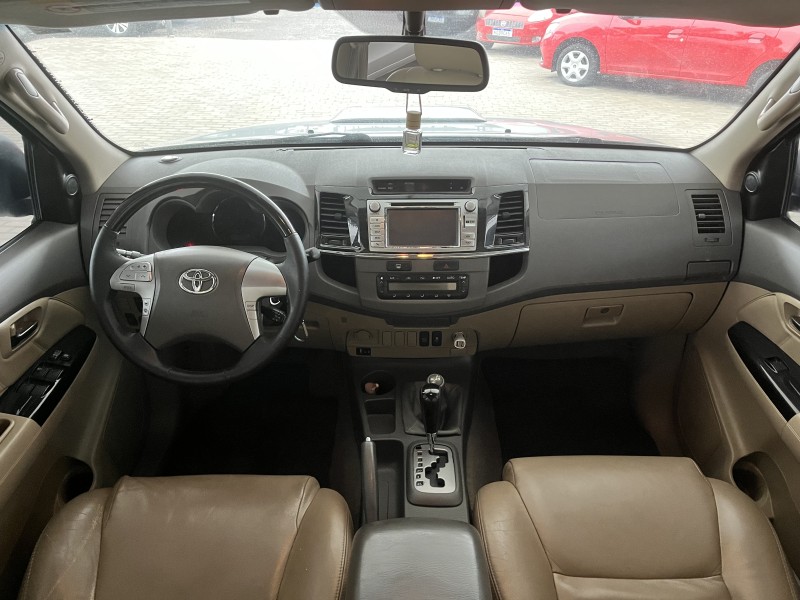 HILUX SW4 3.0 SRV 4X4 16V TURBO INTERCOOLER DIESEL 4P AUTOMÁTICO - 2013 - CAXIAS DO SUL