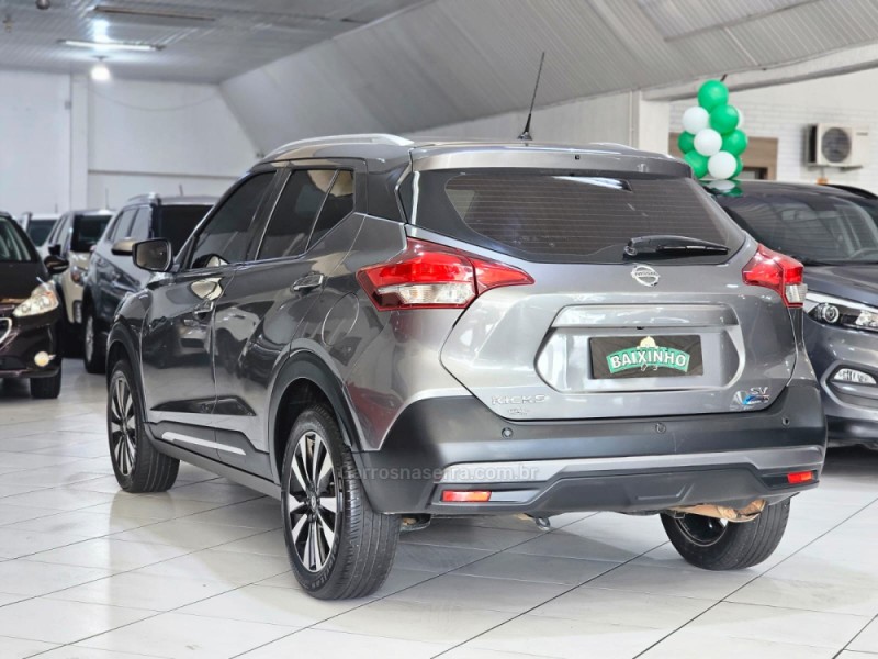 KICKS 1.6 16V FLEX SV 4P XTRONIC - 2018 - SAPUCAIA DO SUL
