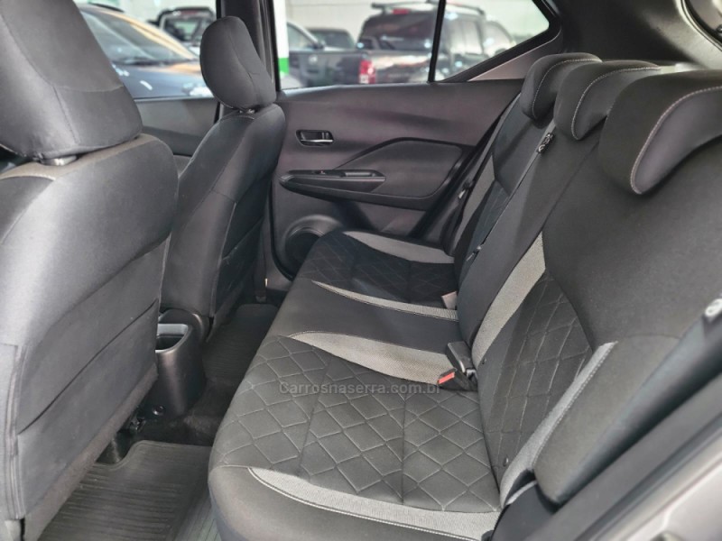 KICKS 1.6 16V FLEX SV 4P XTRONIC - 2018 - SAPUCAIA DO SUL