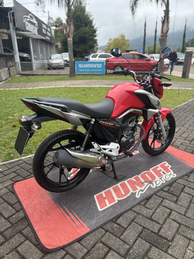 CG 160 TITAN - 2023 - FELIZ