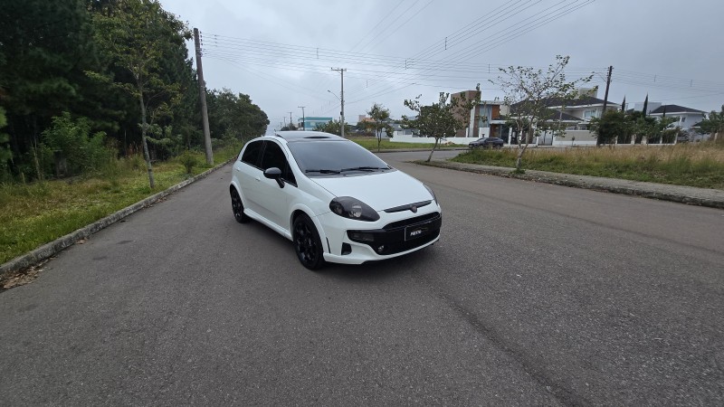 PUNTO 1.4 MPI 16V T-JET GASOLINA 4P MANUAL - 2016 - BENTO GONçALVES