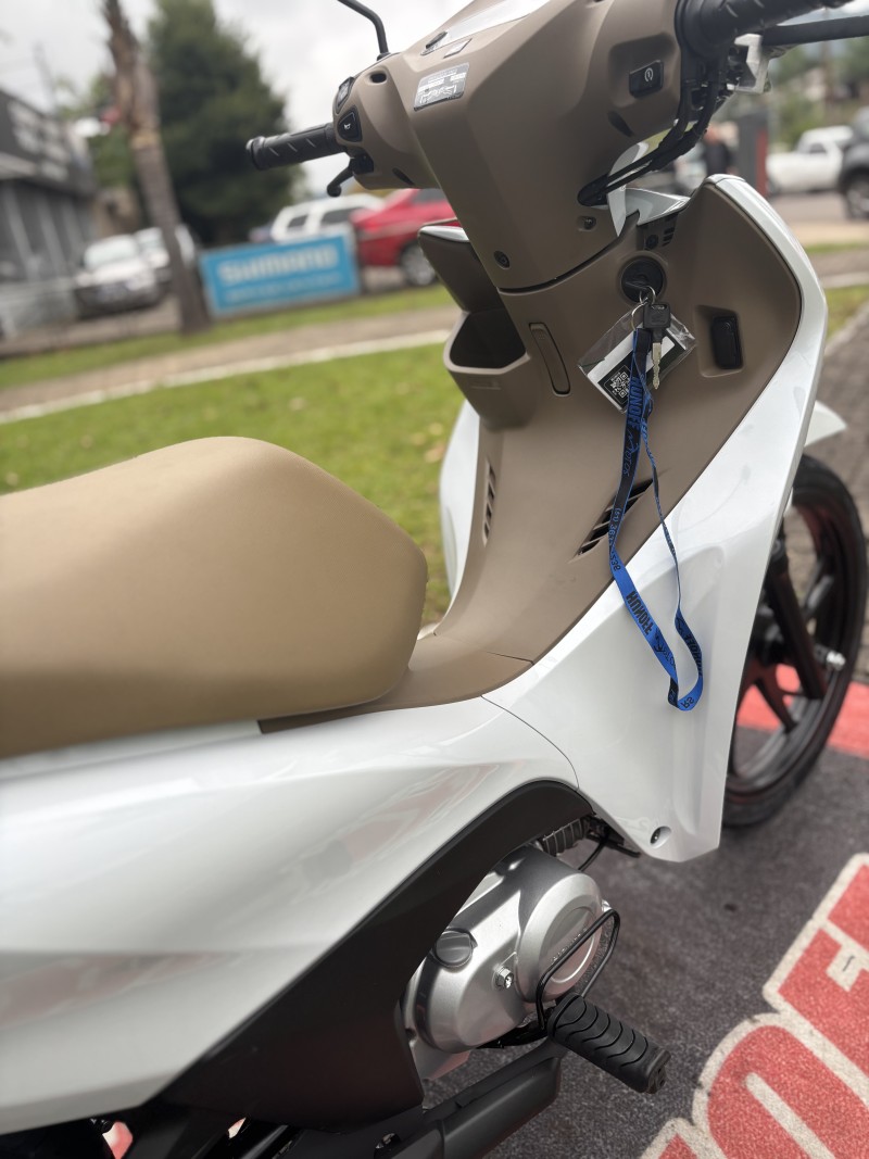 BIZ 125 EX - 2025 - FELIZ