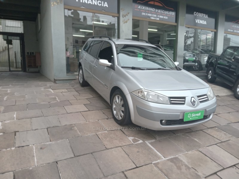 MÉGANE 1.6 DYNAMIQUE GRAND TOUR 16V FLEX 4P MANUAL - 2012 - GARIBALDI