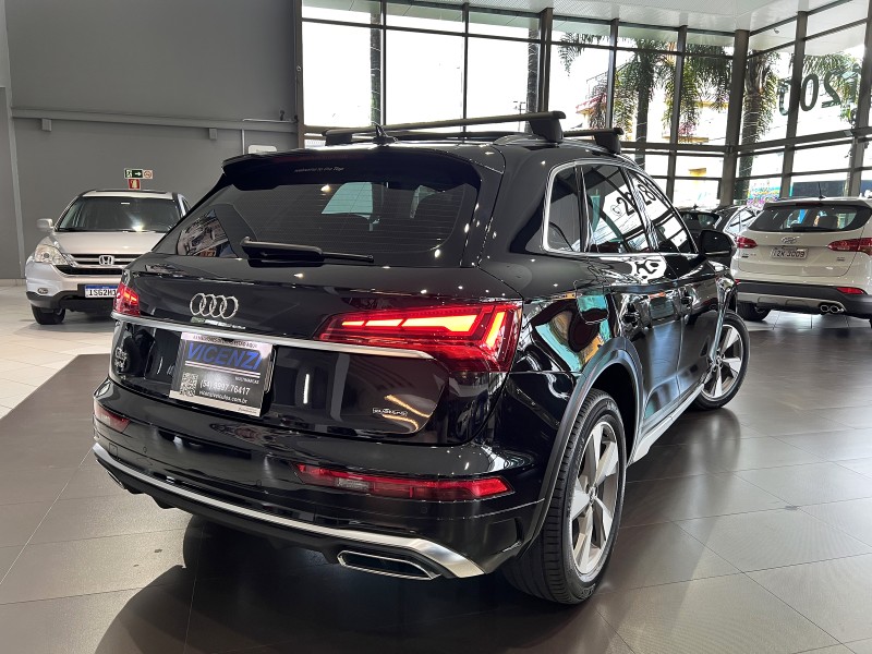 Q5 2.0 TFSI S-LINE S TRONIC 16V GASOLINA 4P AUTOMÁTICO - 2023 - FARROUPILHA