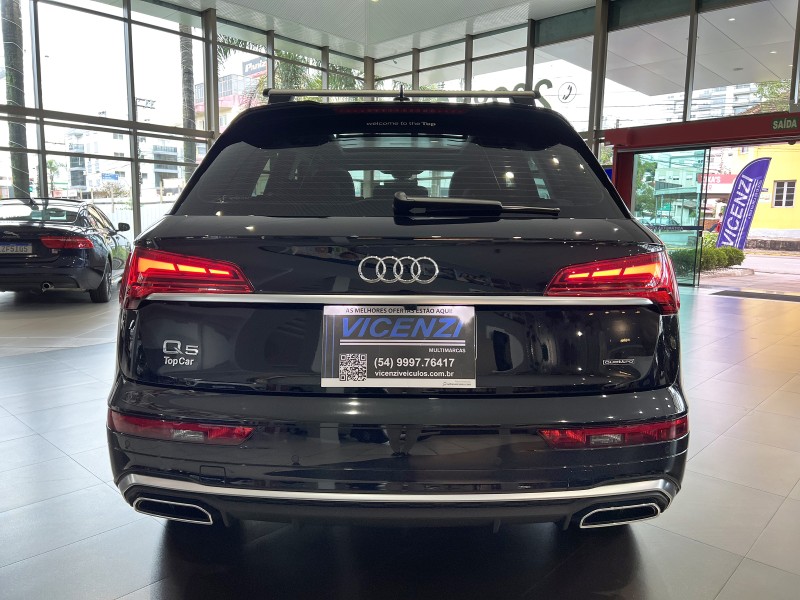 Q5 2.0 TFSI S-LINE S TRONIC 16V GASOLINA 4P AUTOMÁTICO - 2023 - FARROUPILHA