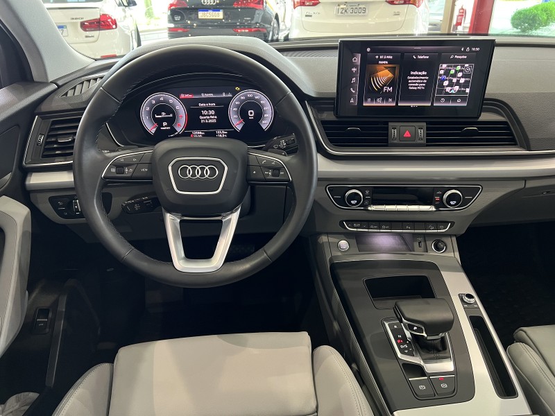 Q5 2.0 TFSI S-LINE S TRONIC 16V GASOLINA 4P AUTOMÁTICO - 2023 - FARROUPILHA