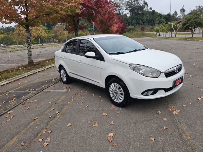 GRAND SIENA 1.6 MPI ESSENCE 16V FLEX 4P MANUAL - 2014 - BENTO GONçALVES