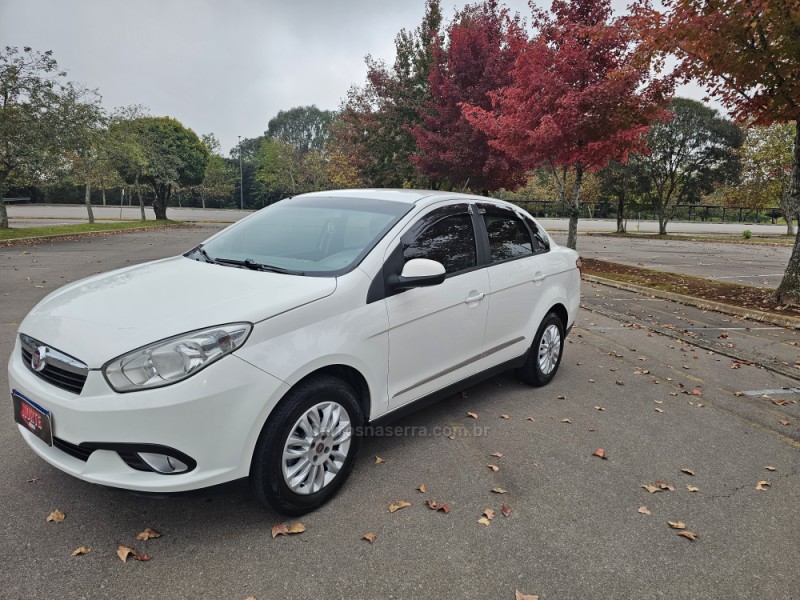 GRAND SIENA 1.6 MPI ESSENCE 16V FLEX 4P MANUAL - 2014 - BENTO GONçALVES