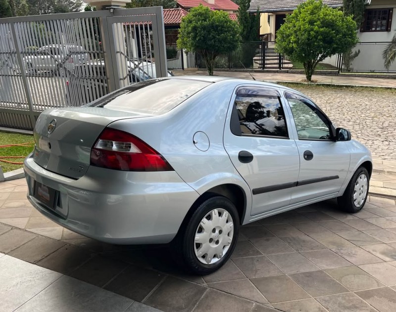 PRISMA 1.4 MPFI JOY 8V FLEX 4P MANUAL - 2009 - NOVA PETRóPOLIS