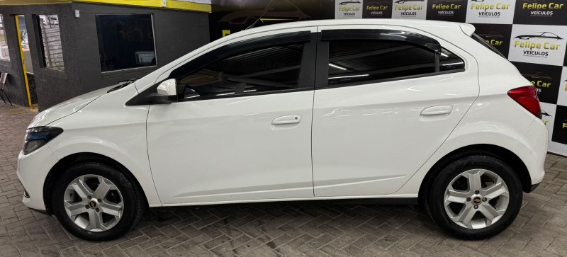 ONIX 1.4 MPFI LT 8V FLEX 4P MANUAL - 2013 - CAXIAS DO SUL