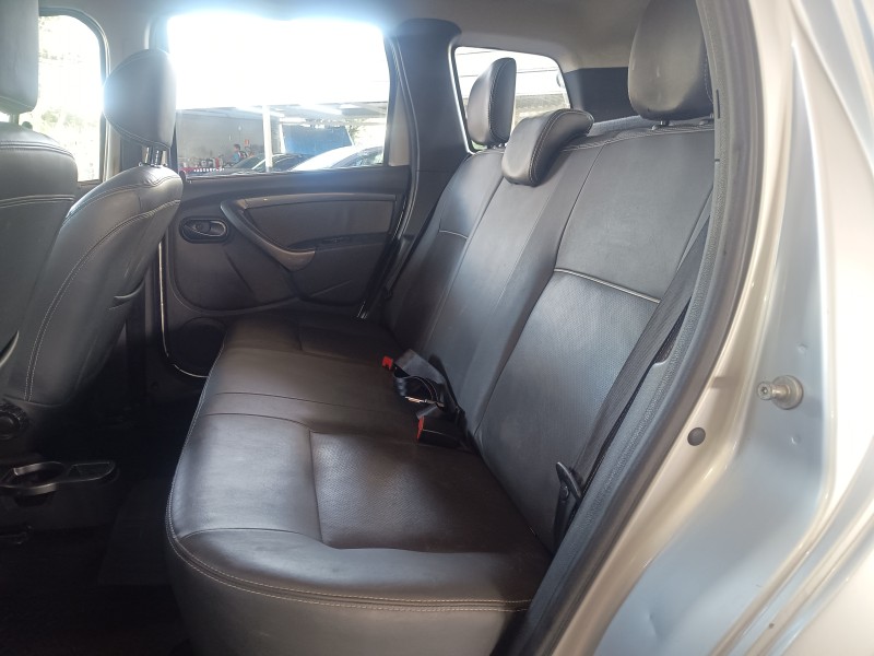 DUSTER 1.6 TECH ROAD 4X2 16V FLEX 4P MANUAL - 2013 - CAXIAS DO SUL