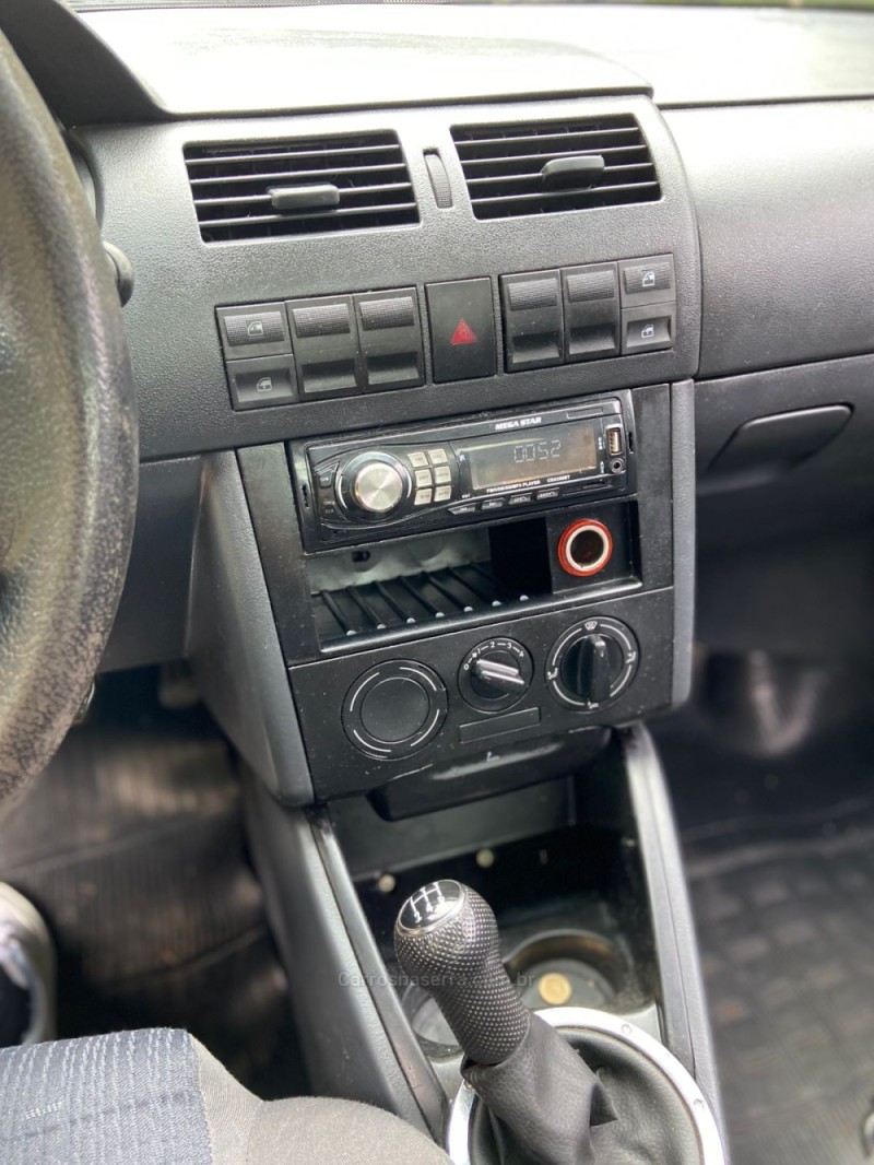 SAVEIRO 1.8 MI SUMMER CS 8V GASOLINA 2P MANUAL - 2002 - SANANDUVA