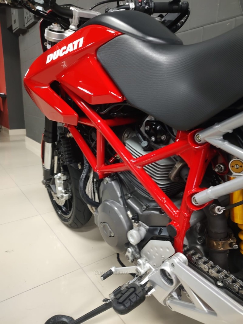 HIPERMOTARD 1100 EVO - 2011 - CAXIAS DO SUL