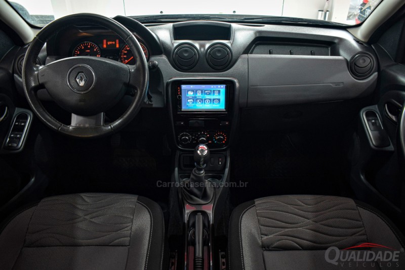 DUSTER 2.0 TECH ROAD 4X2 16V FLEX 4P MANUAL - 2014 - SANTA CRUZ DO SUL