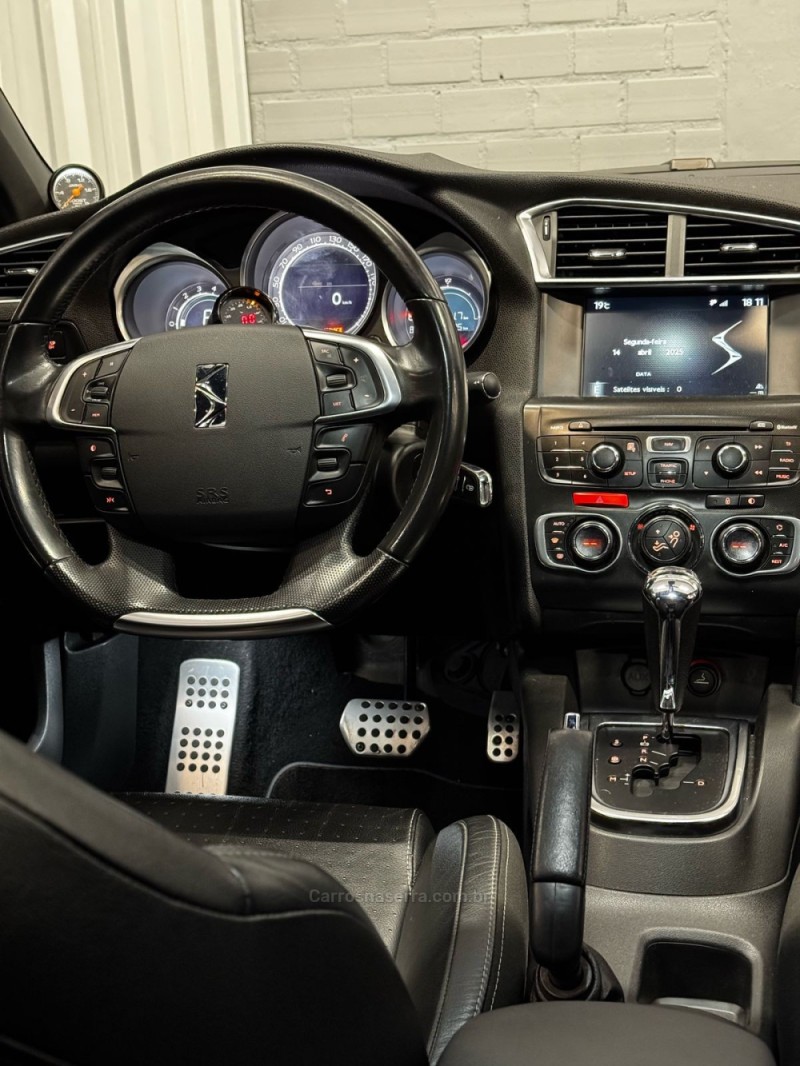DS4 1.6 MPFI 16V TURBO INTERCOOLER GASOLINA 4P AUTOMÁTICO - 2014 - CAXIAS DO SUL
