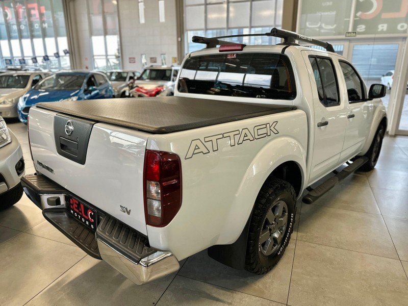 FRONTIER 2.5 SV ATTACK 4X4 CD TURBO ELETRONIC DIESEL 4P AUTOMÁTICO - 2015 - CAXIAS DO SUL