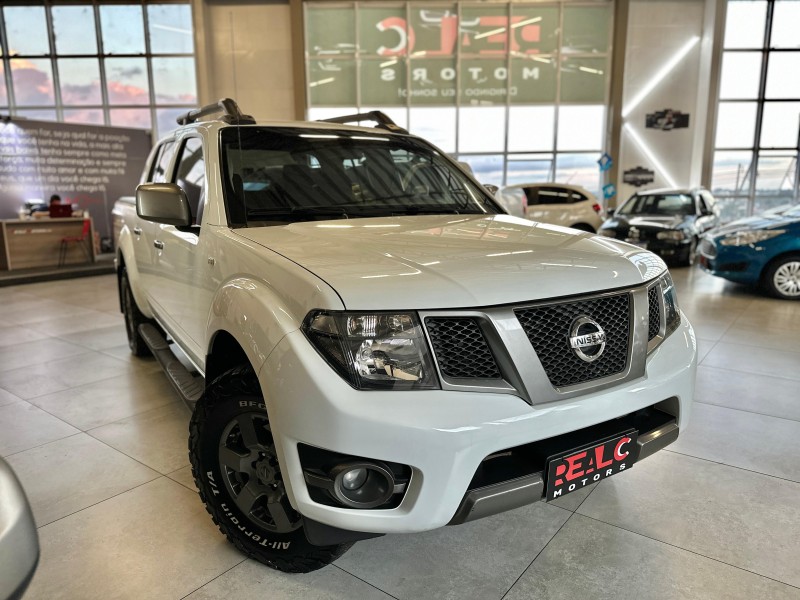 FRONTIER 2.5 SV ATTACK 4X4 CD TURBO ELETRONIC DIESEL 4P AUTOMÁTICO - 2015 - CAXIAS DO SUL