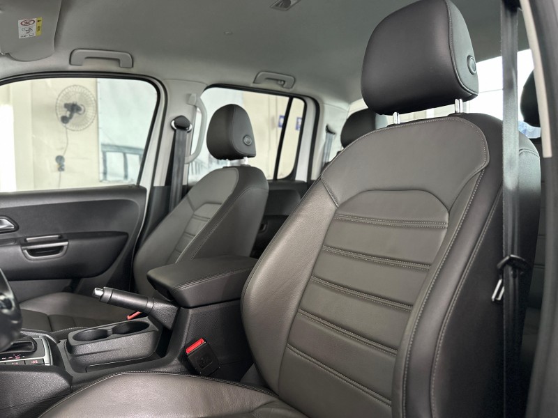 AMAROK 3.0 V6 TDI HIGHLINE CD DIESEL 4MOTION AUTOMÁTICO - 2021 - CAXIAS DO SUL