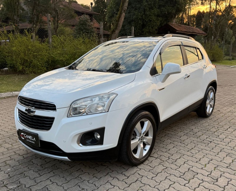 tracker 1.8 mpfi ltz 4x2 16v flex 4p automatico 2014 canela