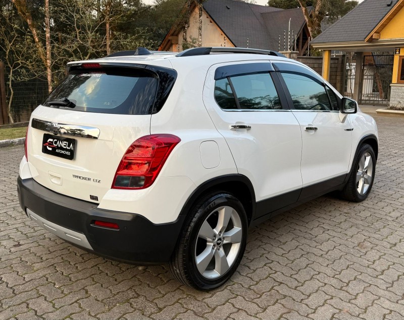 TRACKER 1.8 MPFI LTZ 4X2 16V FLEX 4P AUTOMÁTICO - 2014 - CANELA