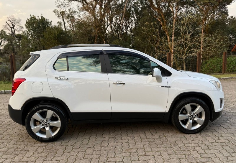 TRACKER 1.8 MPFI LTZ 4X2 16V FLEX 4P AUTOMÁTICO - 2014 - CANELA