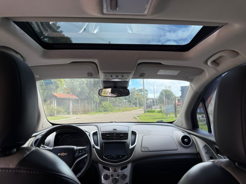 TRACKER 1.8 MPFI LTZ 4X2 16V FLEX 4P AUTOMÁTICO - 2014 - CANELA