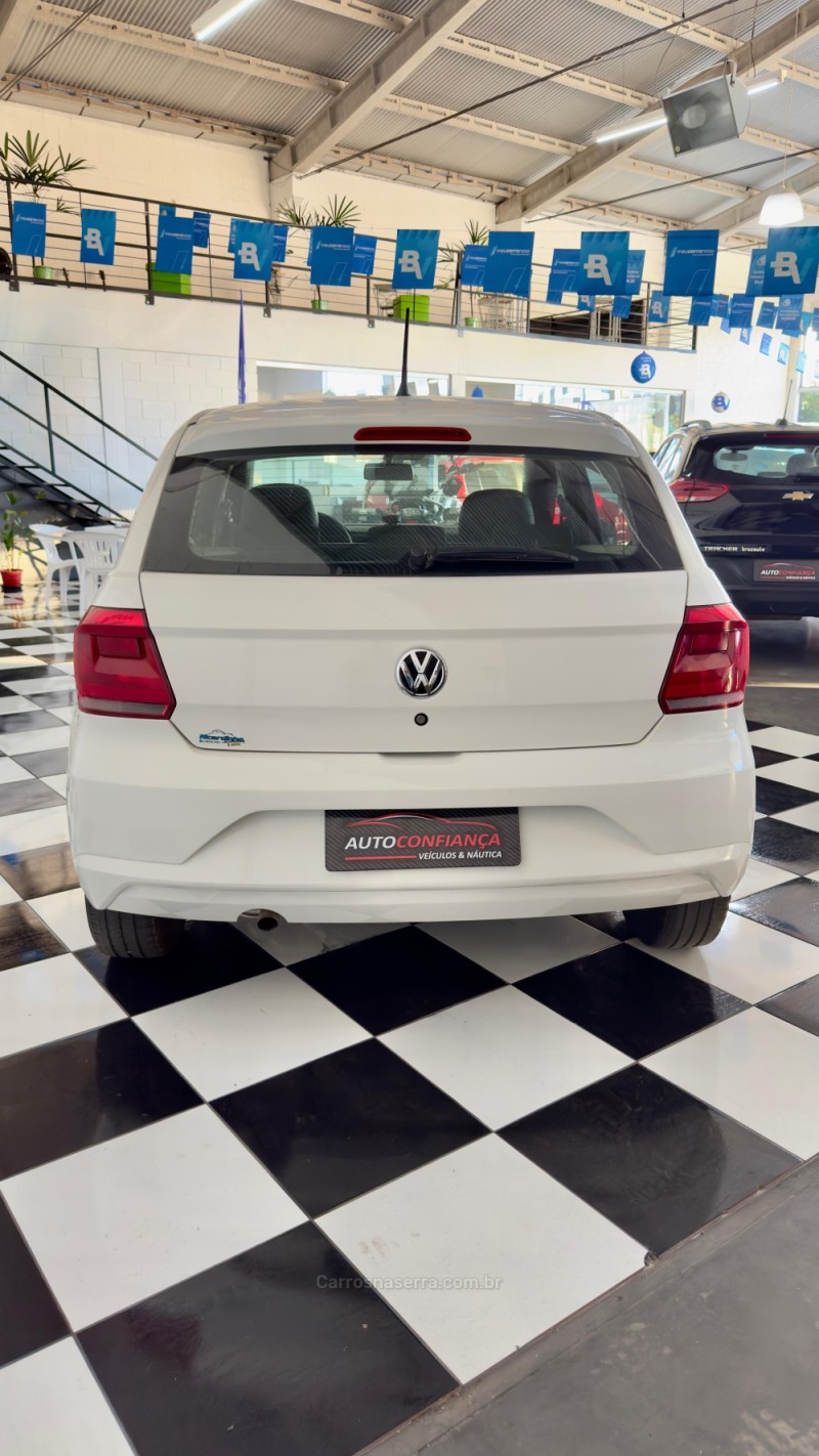 GOL 1.0 12V MPI TOTALFLEX 4P MANUAL - 2021 - MONTENEGRO