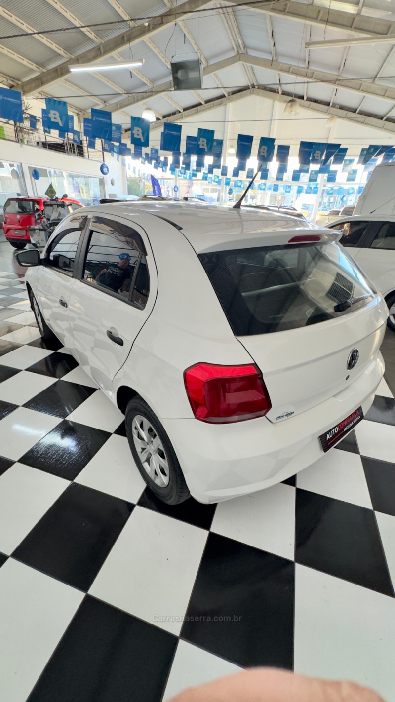 GOL 1.0 12V MPI TOTALFLEX 4P MANUAL - 2021 - MONTENEGRO