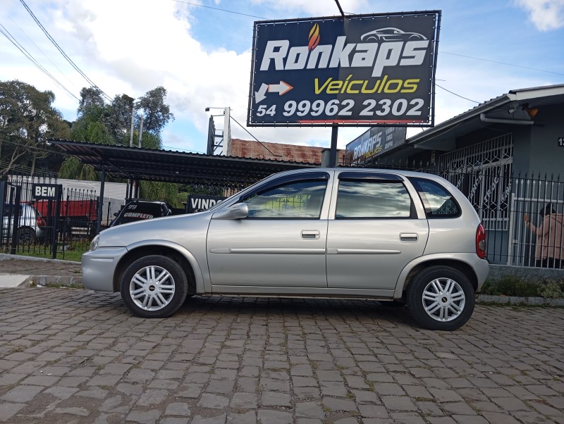 CORSA 1.0 MPFI MILENIUM 8V GASOLINA 4P MANUAL
