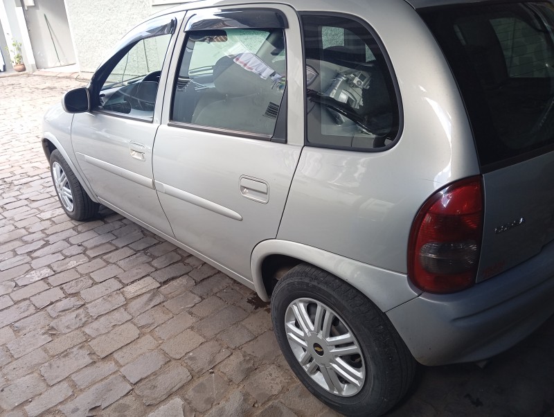 CORSA 1.0 MPFI MILENIUM 8V GASOLINA 4P MANUAL - 2002 - CAXIAS DO SUL