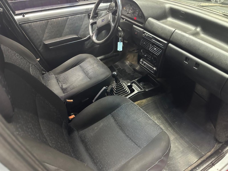 UNO 1.0 MPI MILLE 8V GASOLINA 4P MANUAL - 1994 - CAXIAS DO SUL